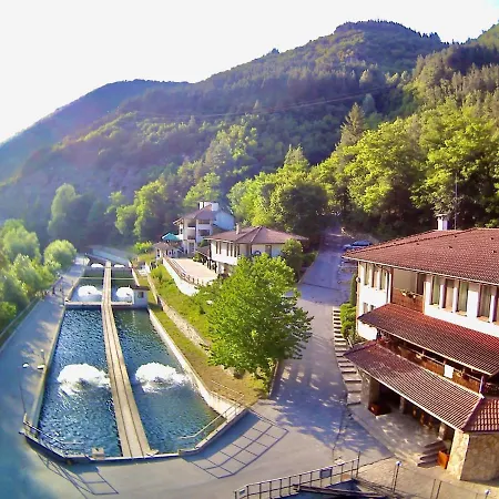 Fisherman's Hut Family Otel Beden