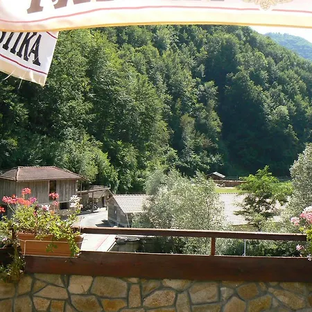 Fisherman's Hut Family Hotel Beden