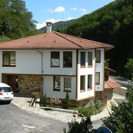 Fisherman's Hut Family Otel