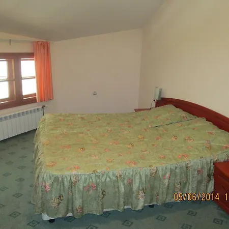 Fisherman's Hut Family 3*