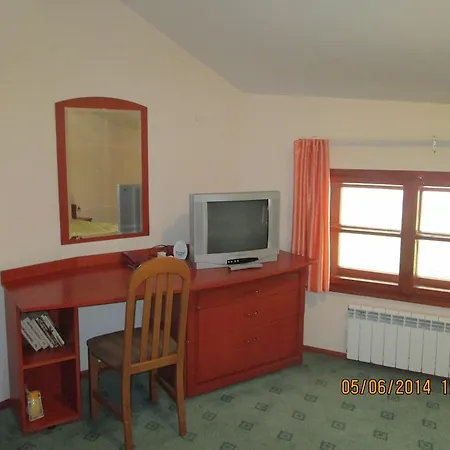 Отель Fisherman's Hut Family 3*