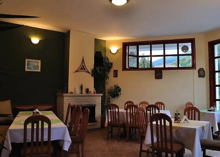 Fisherman's Hut Family Hotel