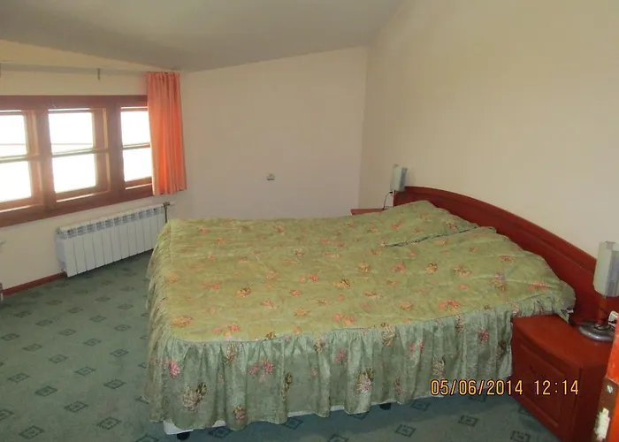 Fisherman's Hut Family 3*