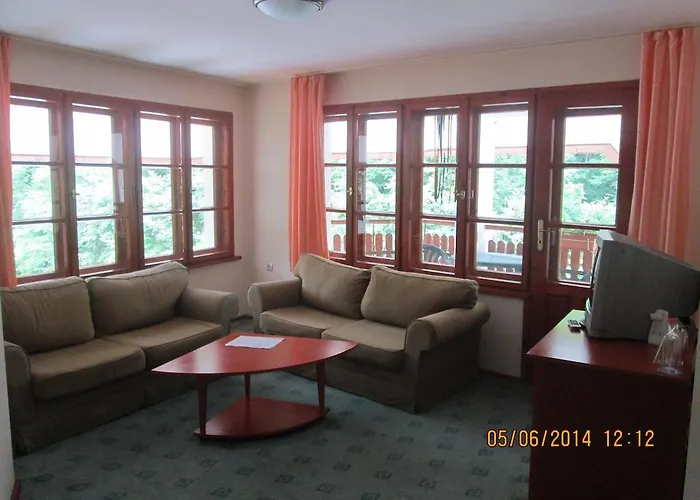 Fisherman's Hut Family Hotel