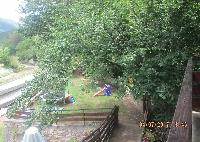 Fisherman's Hut Family Hotel