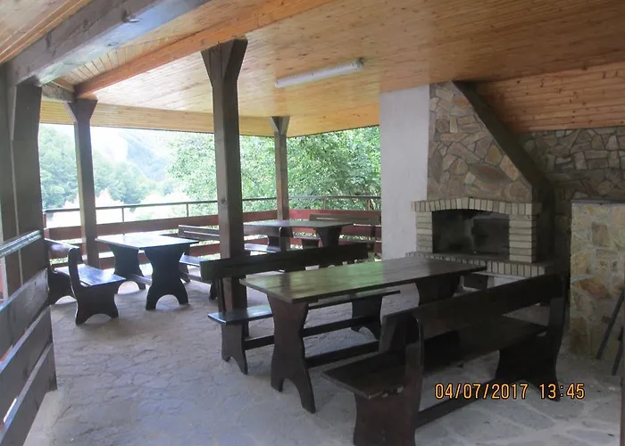 Fisherman's Hut Family Hotel