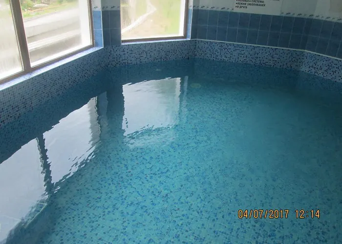 Fisherman's Hut Family 3*